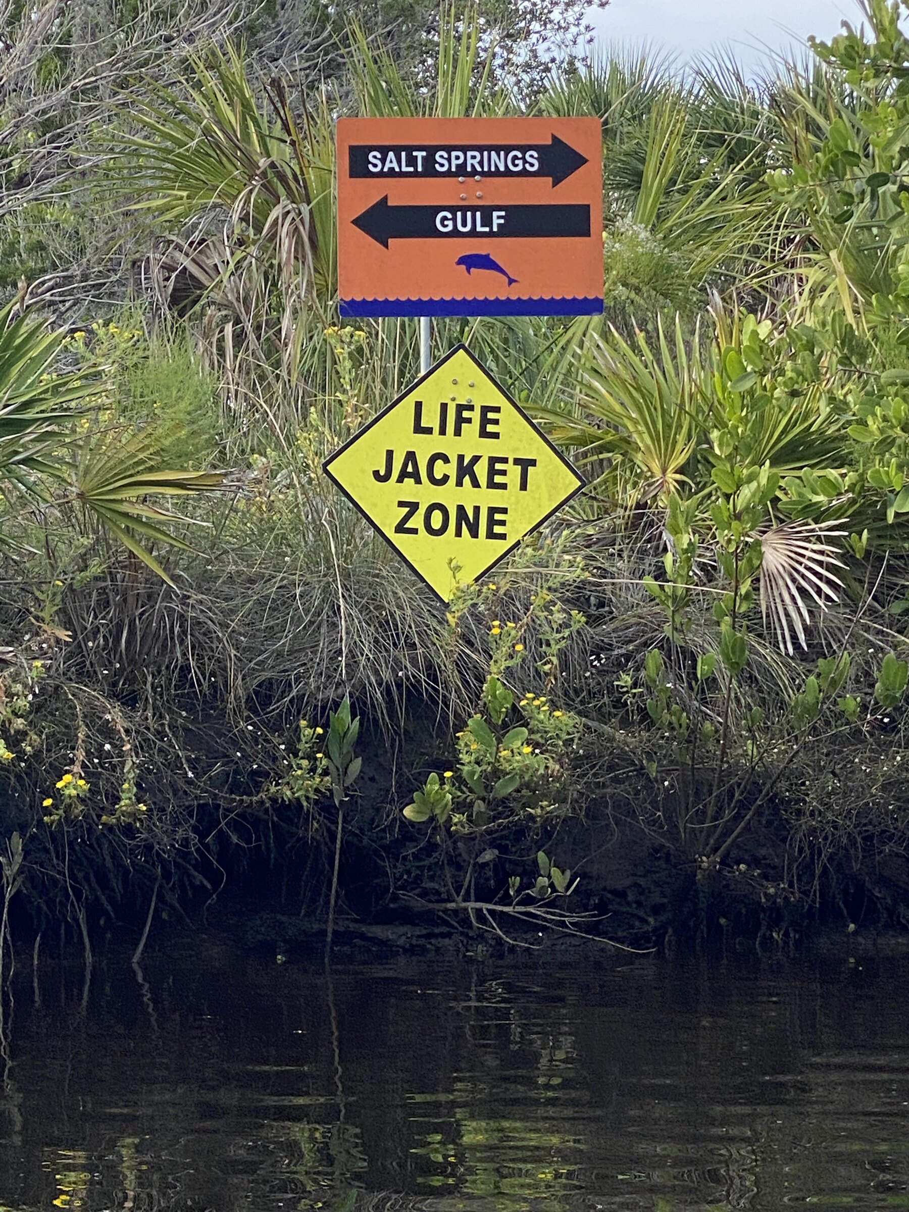 Kayak route and life-jacket safety signs at Werner-Boyce